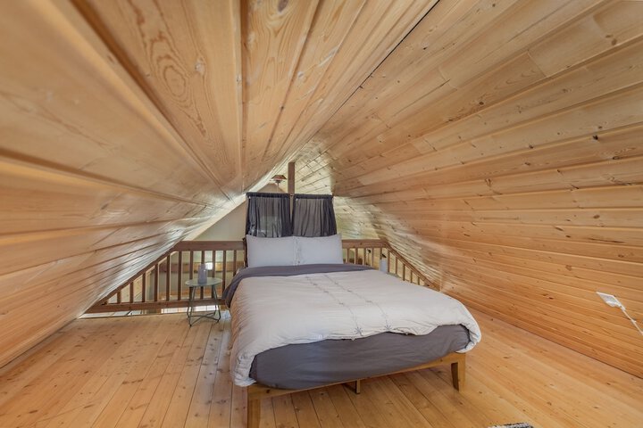 Room 3 of 35