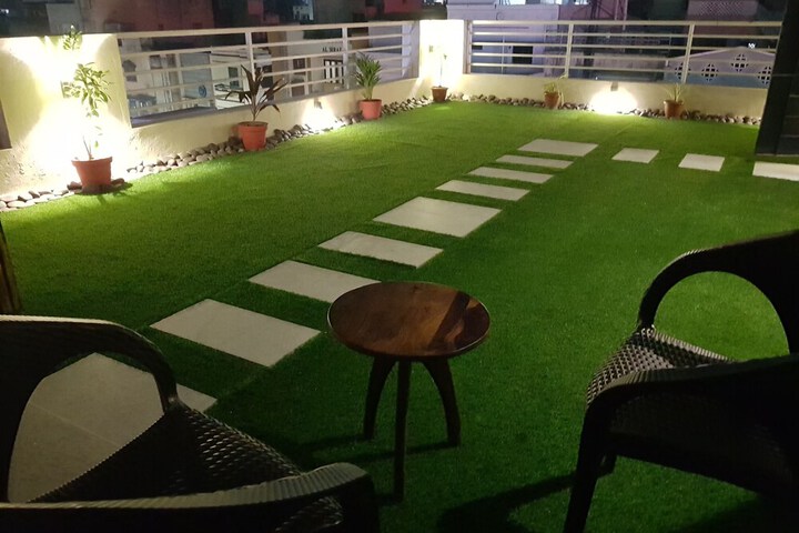 Terrace/Patio 67 of 72