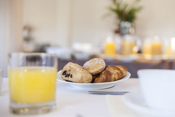 Breakfast meal