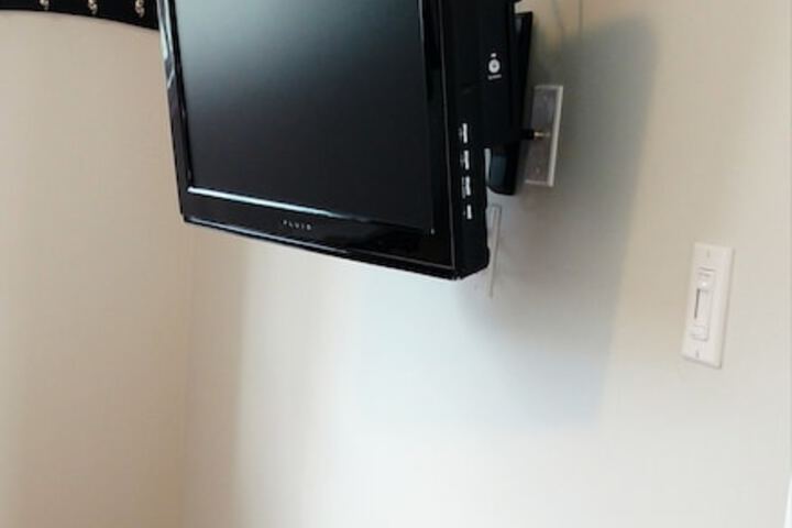 Room 16 of 35