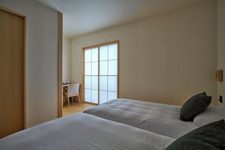Room 22 of 47