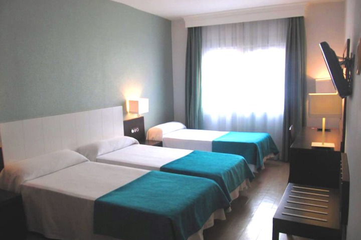 Room 15 of 30