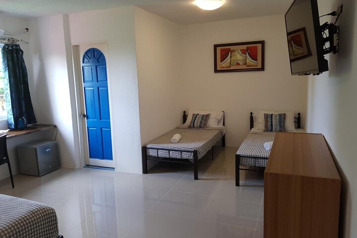 Room 10 of 50