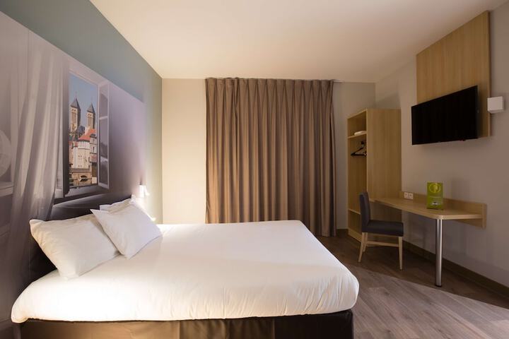 Room 20 of 46