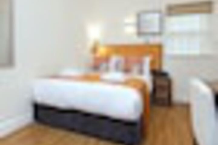 Room 59 of 171
