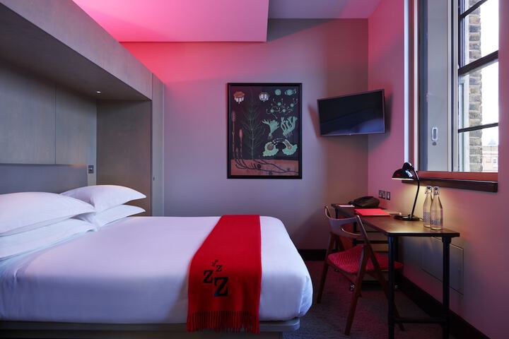 Room 5 of 55
