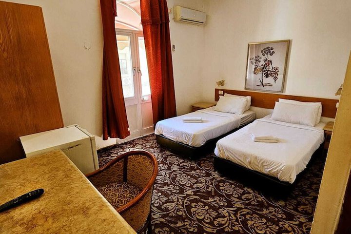 Room 45 of 75
