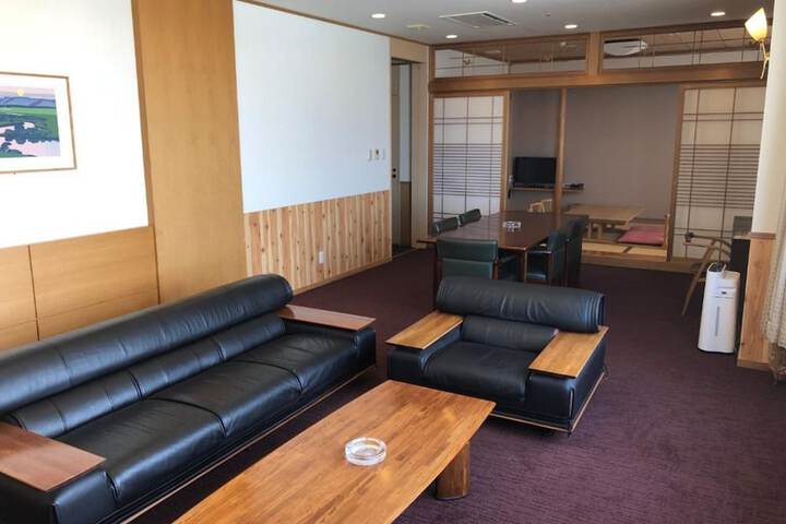 Room 21 of 75