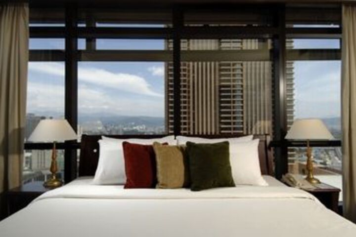 Room 50 of 83