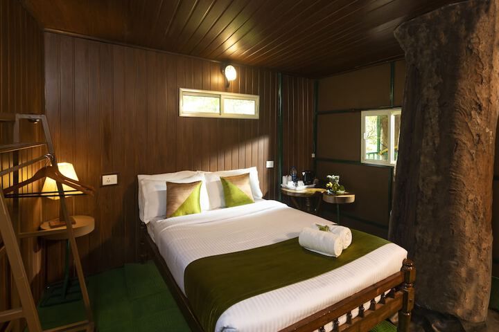 Room 3 of 42
