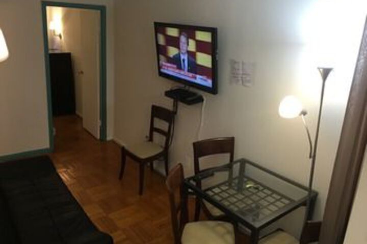 WEST 51 STREET APARTMENT in New York, NY