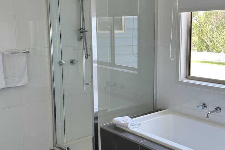 Room 15 of 24