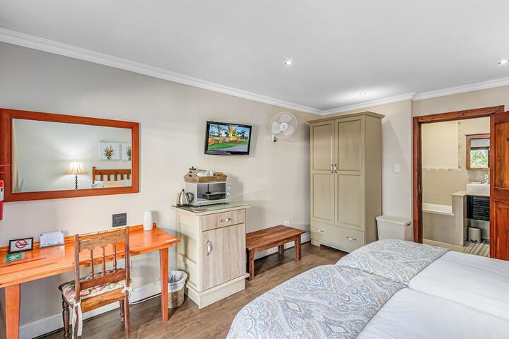 Room 18 of 62