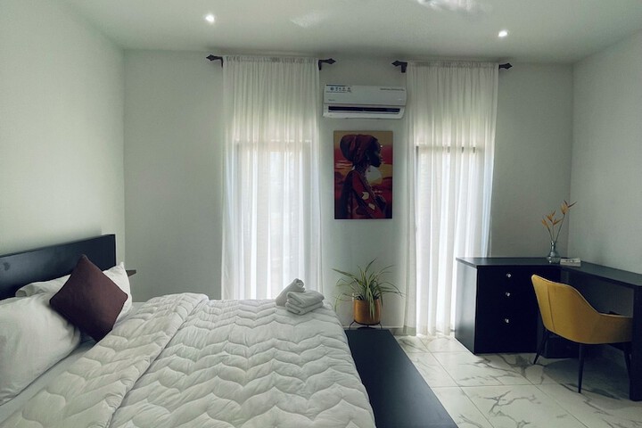 Room 60 of 166