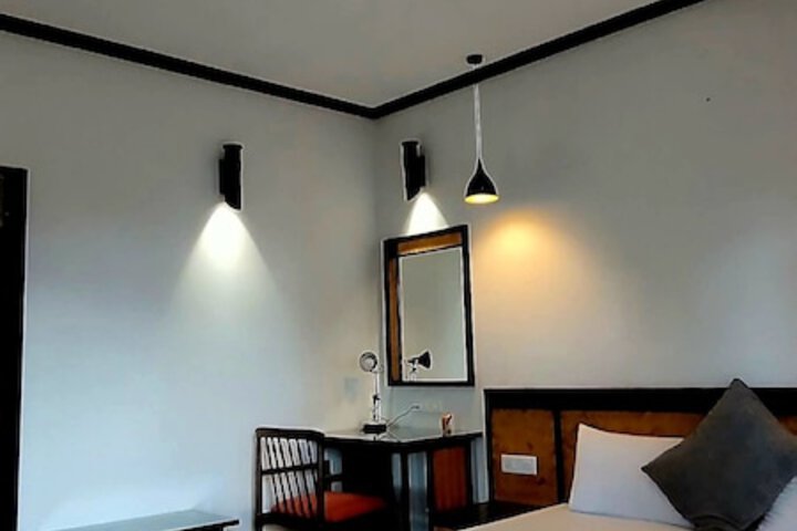 Room 8 of 54