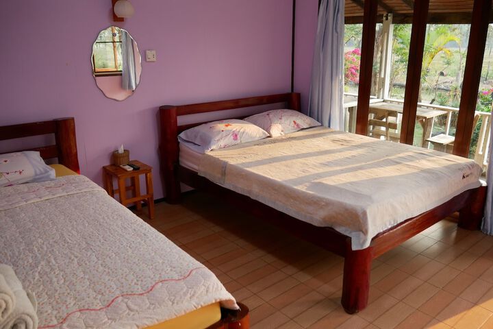 Room 18 of 37