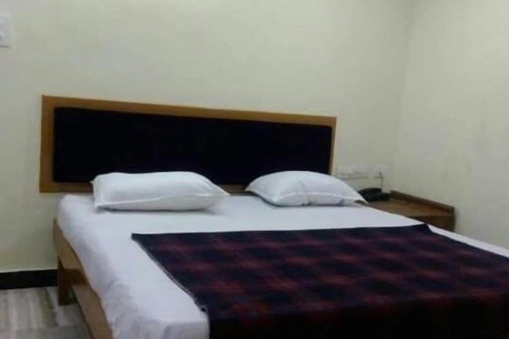 Room 4 of 6
