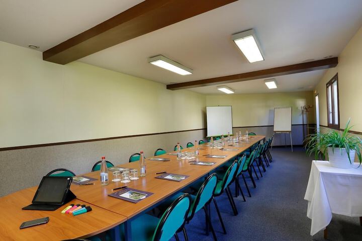 Meeting 28 of 34