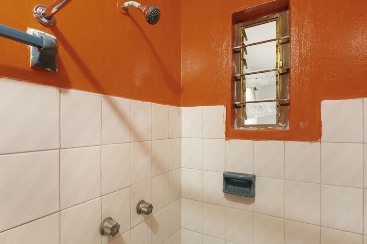 Room 48 of 59
