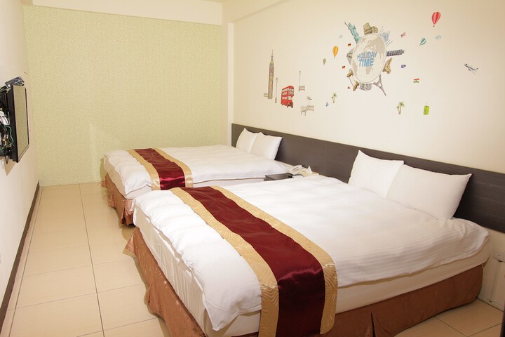 Room 10 of 44