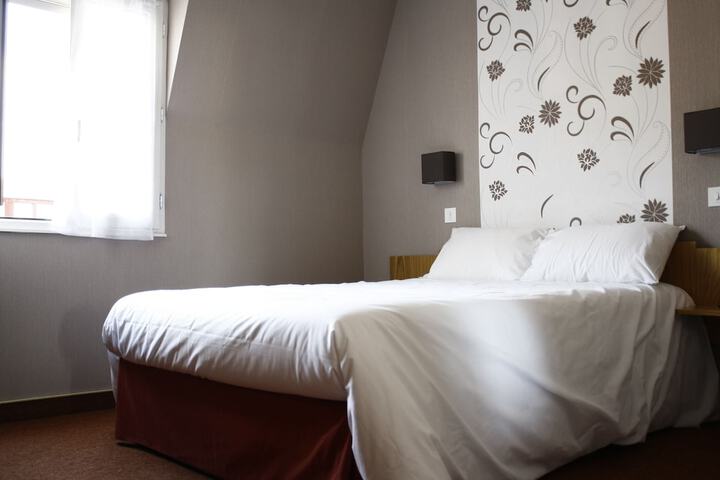 Hotel Du Touring in Saint-Cere