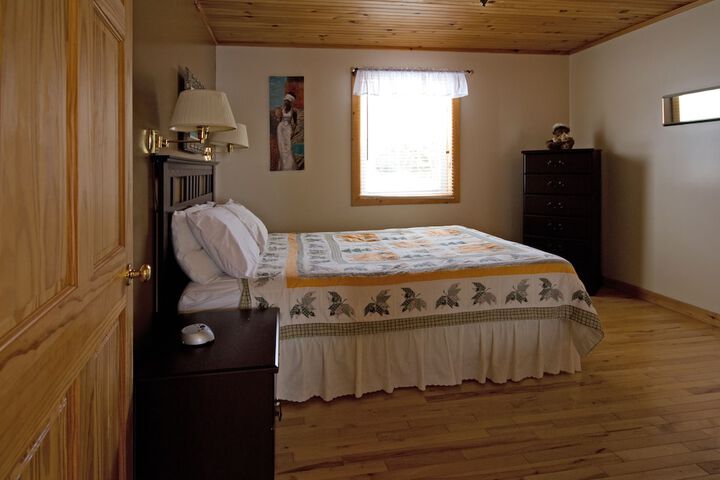 Room 9 of 63