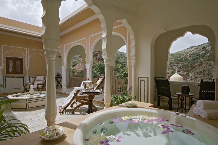 Hot Tub 14 of 71