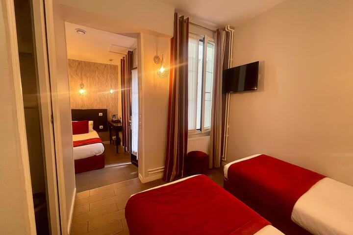Room 27 of 37