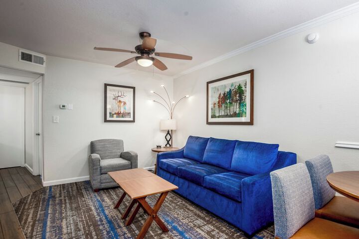 Room 11 of 52