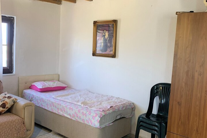 Room 16 of 41