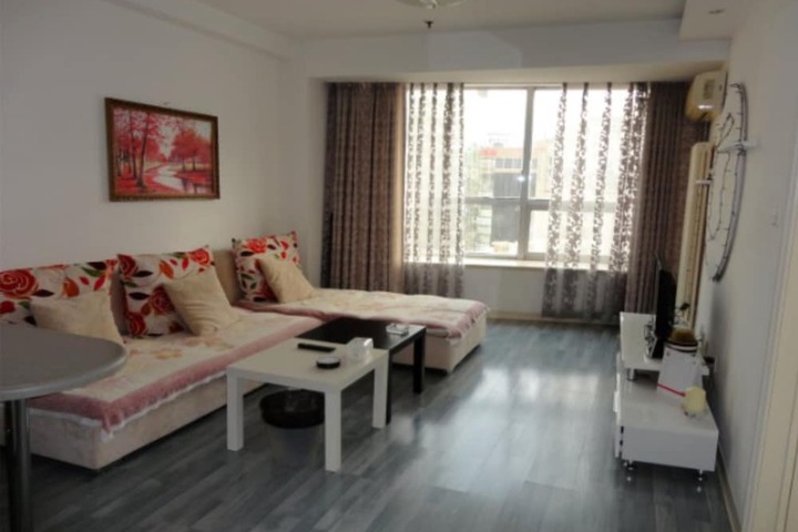 Room 10 of 68