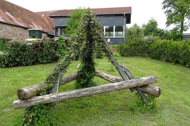 Room 75 of 442