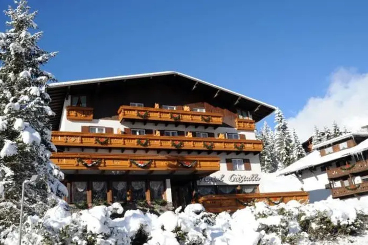 Hotel Cristallo