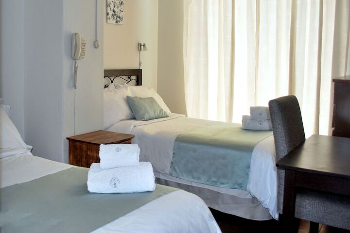 Room 3 of 27