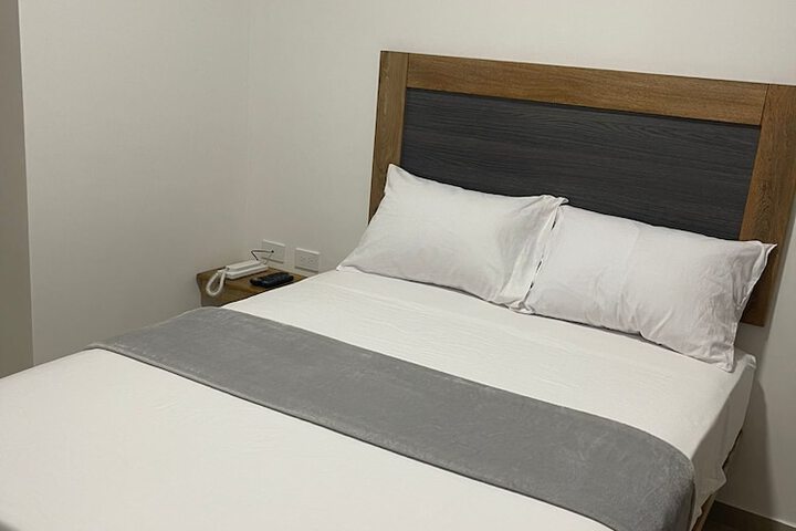 Room 5 of 24
