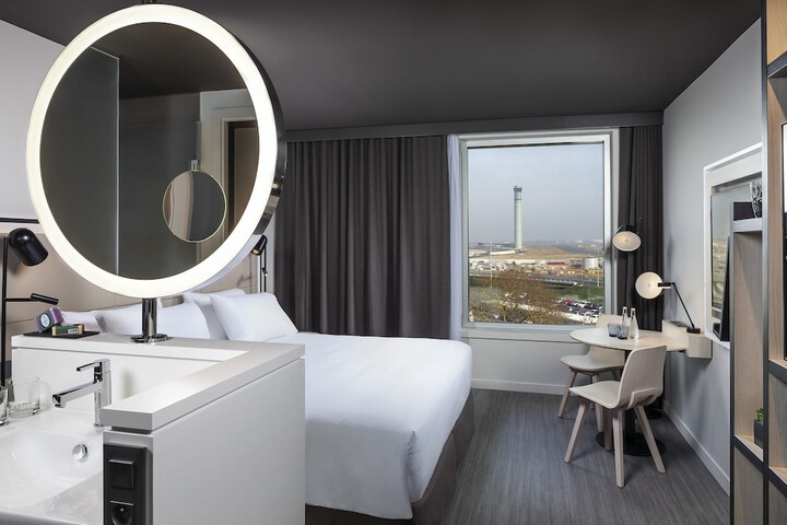 INNSiDE by Meliá Paris Charles de Gaulle Airport in Roissy-en-France