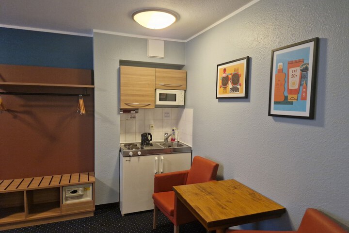 Room 20 of 171