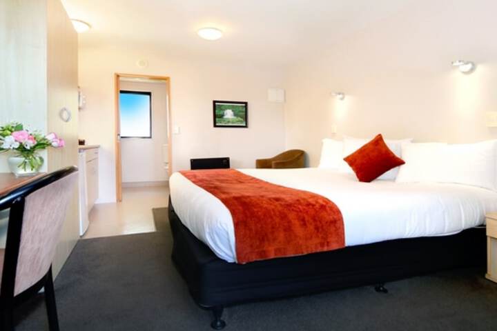 Room 3 of 26
