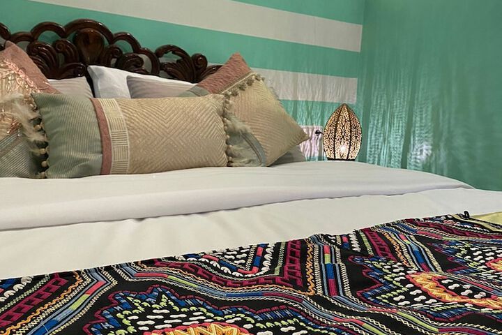 Room 19 of 84
