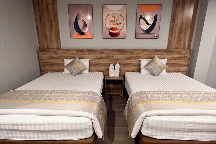 Room 20 of 93