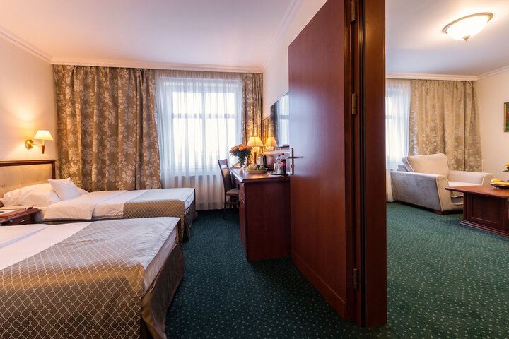 Room 20 of 86
