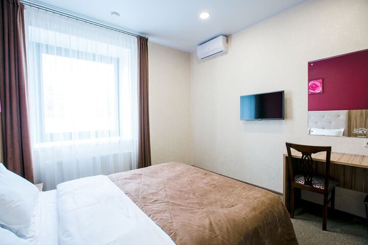 Room 9 of 78