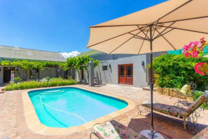 OLIVE TREE LODGE
