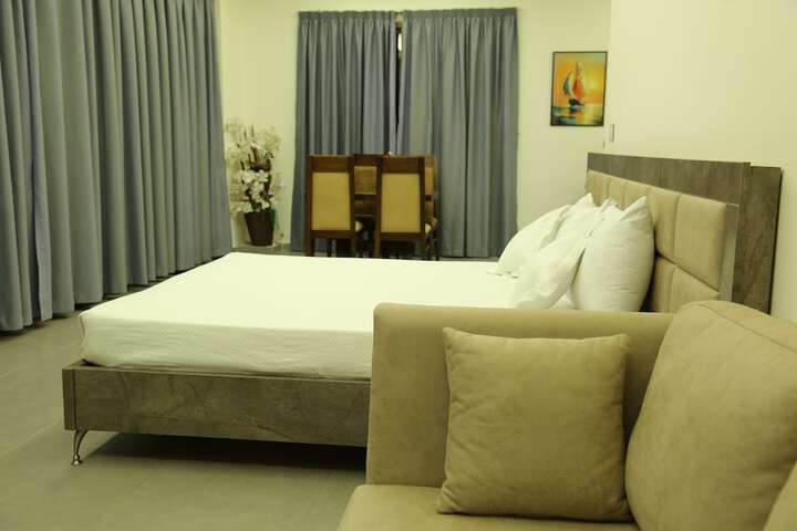 Room 11 of 52