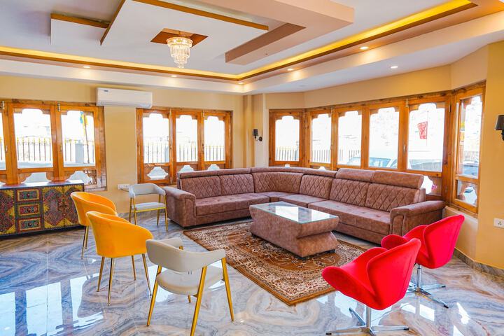 Hotel Interior 2 of 25