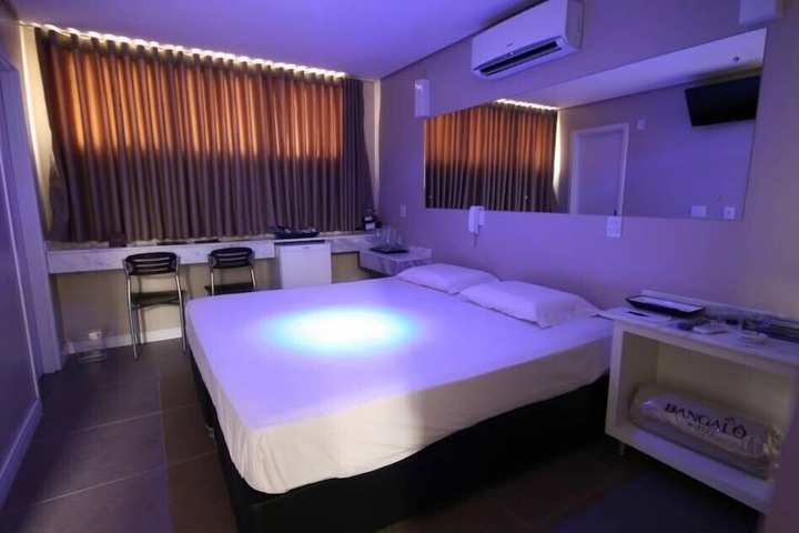 Room 11 of 47