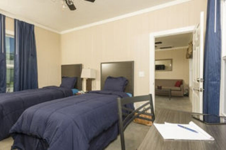 Room 9 of 22