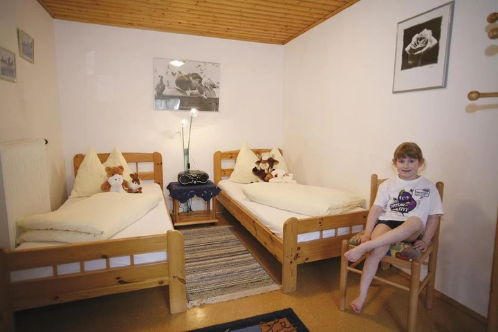 Room 2 of 13