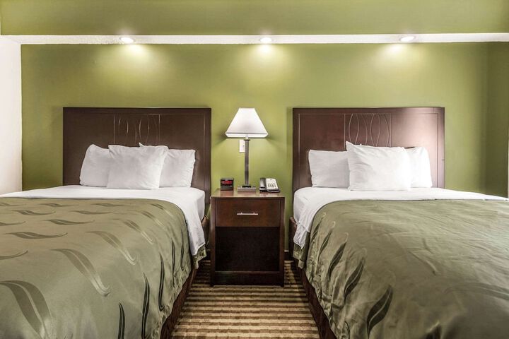 Double Accessible King Size Bed (8 of 11)