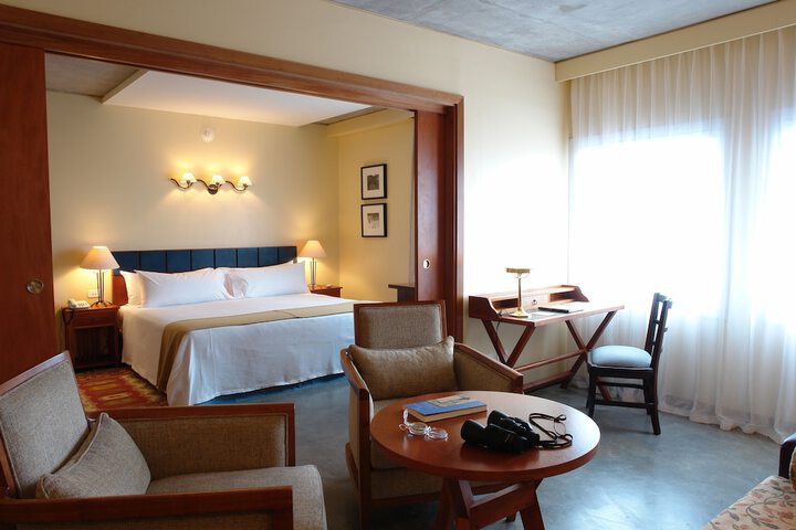 Room 12 of 33
